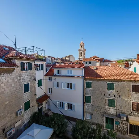 Jelena Apartman
